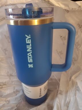Stanley Blue Insulated Travel Mug with Handle, 40oz.  Cold 12 Hrs, Iced 2 Days